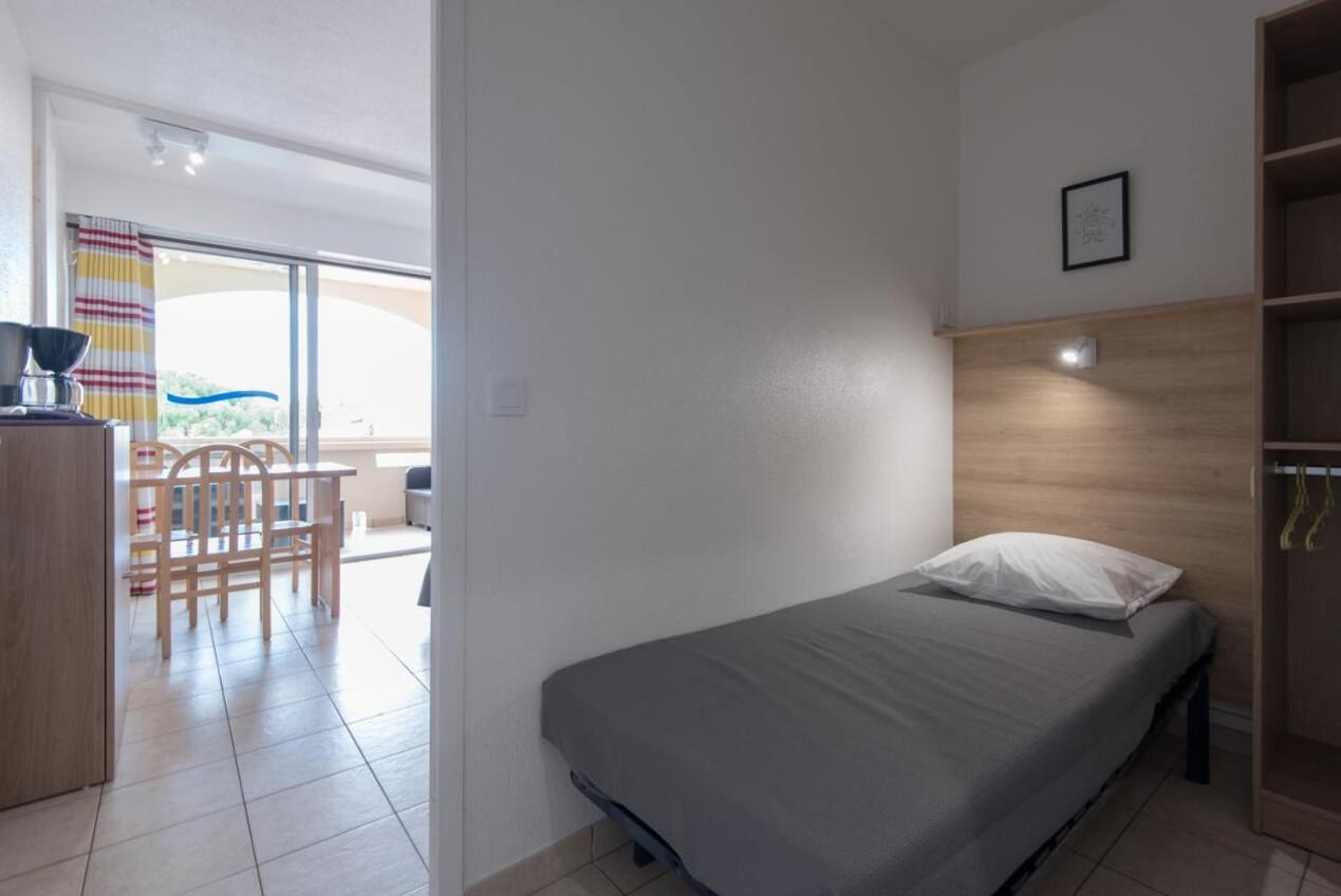 Agathea Aparthotel
